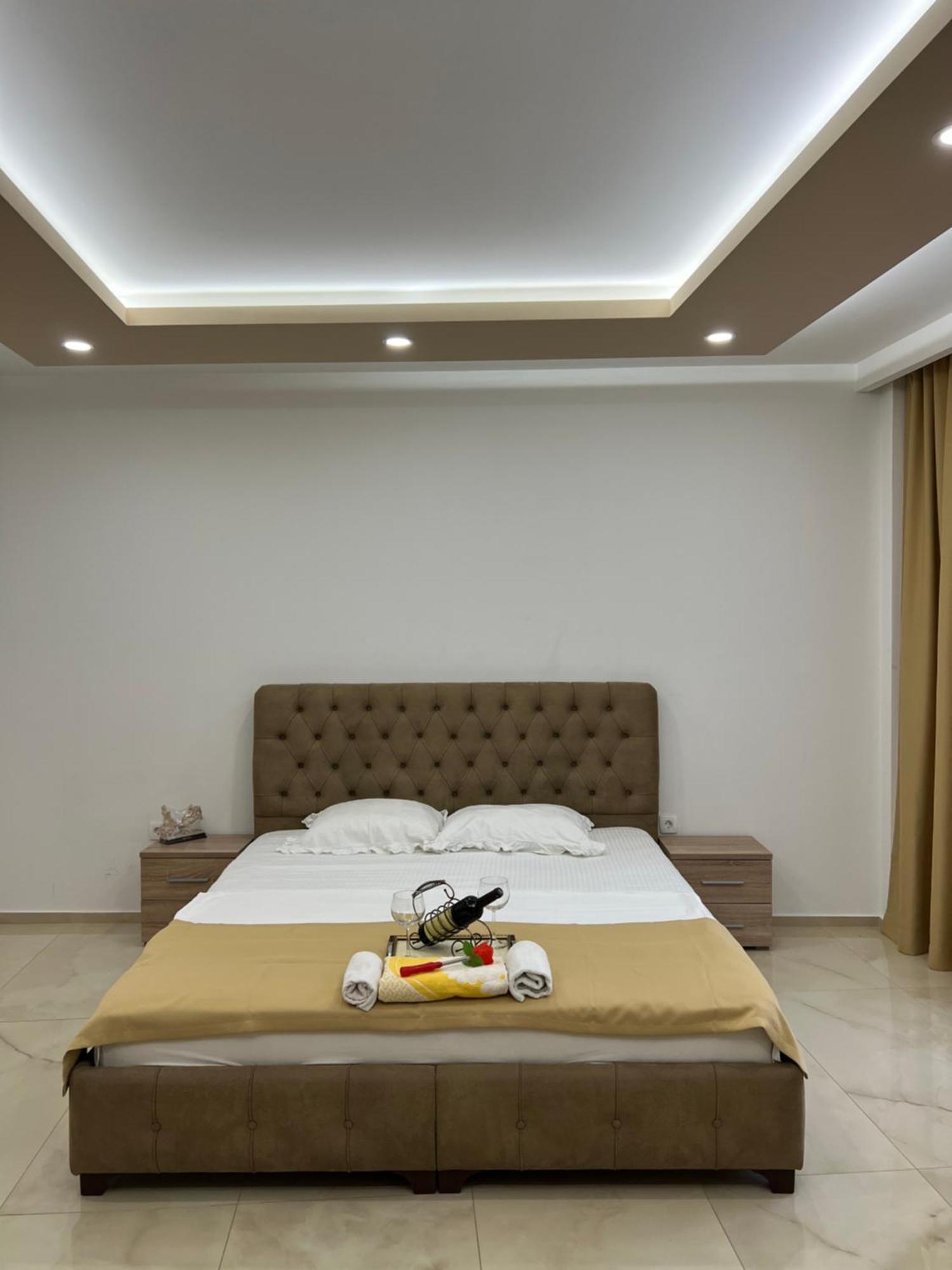 Heart Apartment *