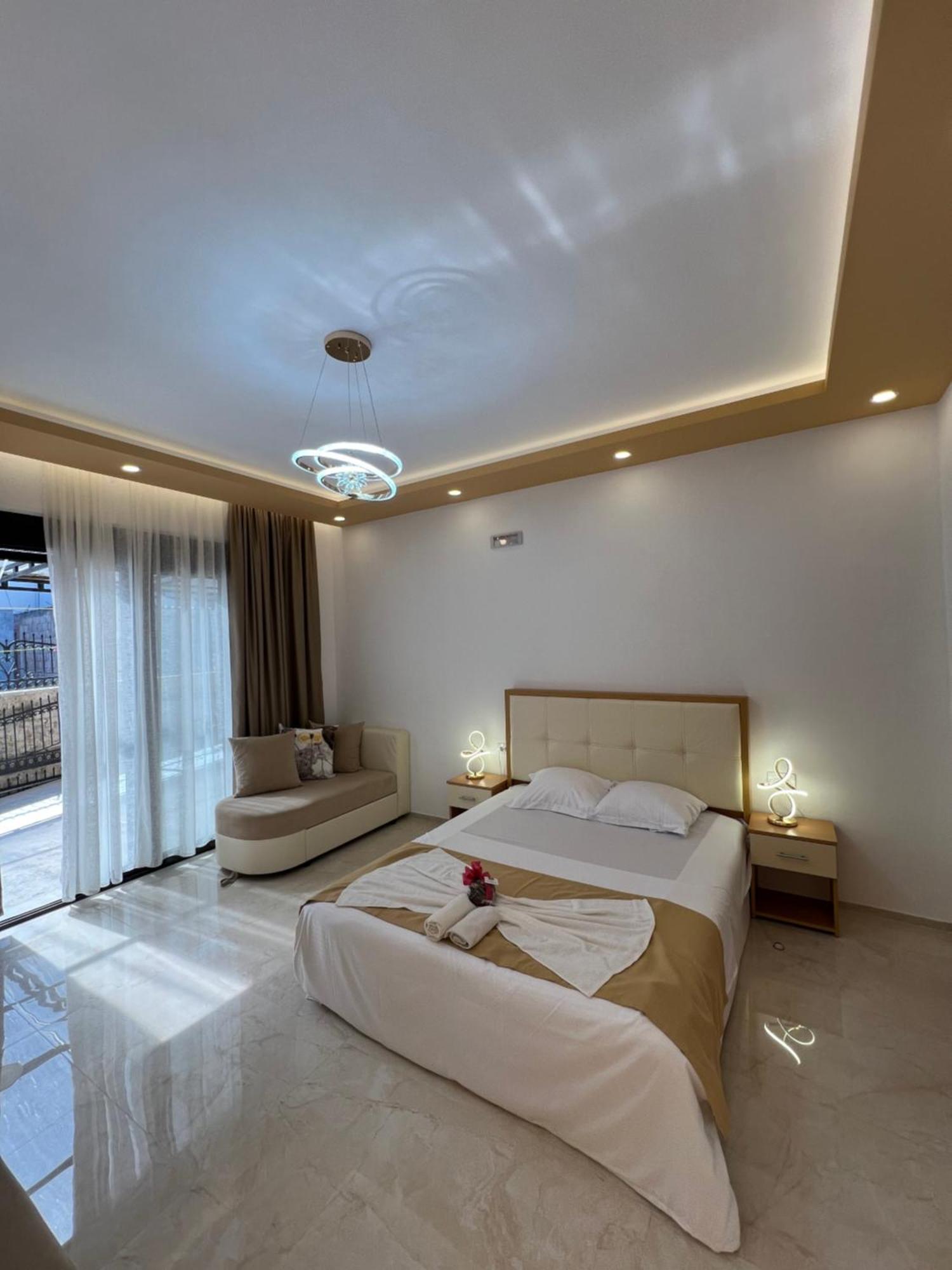 Apartment Heart